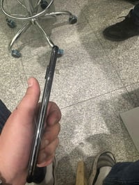 Xs max للبيع ذاكره 256  بطاريه 79  الفيس ايدي شغال الجهاز شغال كامل  م...