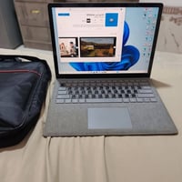 لاب توب • مع جنطة • قفل توصيل