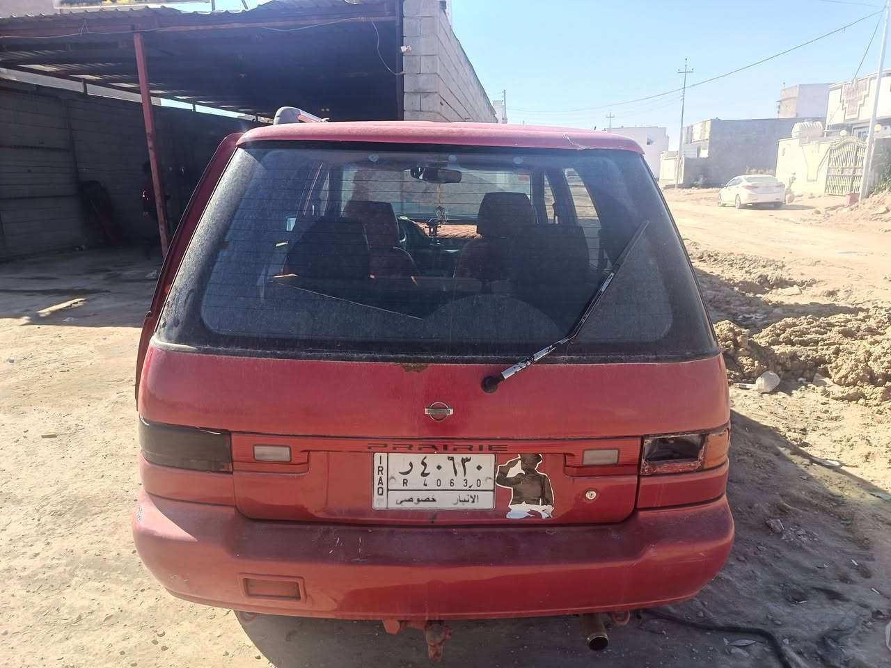 سلام عليكم سياره نيسان براري للبيع محرك وكير كفاله حداديه جديدة تخم تاير جديد السعر 35 وبيه مجال للاستفسار الاتصال ***********
