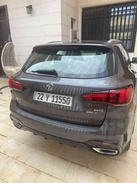 السلام عليكم 
من رخصة الأدمن المحترم ❤️
MG موديل 2023
اللون رمادي 
بحاله الزيرو ماشيه 3000 
مواصفات HS 
الفئه LUX 2.0T
كلين تايتل 
رقم اربيل بأسمي 
الداخل جلد 
سياره جديده صارلها شهر طالعه من المعرض 
بيها هواي مواصفات  
مواصفات ال HS معروفه 
السعر 183 وبيها مجال للشراي 
الرقم :***********
