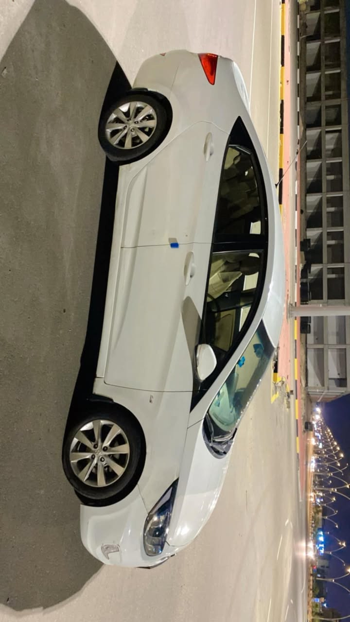 اكسنت 2012 رقم بصره انكليزي 
خليجي وراد سعودي فول ما عده الفتحه 
السياره مكفوله من الضربه بيهه صفحه صبغ اثر شخوط 
تكم قماره صندوك بنيد  شواصي حوض  مكفول ما بي صبغ 
مكينه 1600 بيهه تبخير كير تبريد تخم تاير جديد
ما بيهه نقص 
السعر 75 وبيهه مجال 
العنوان البصره 
***********
