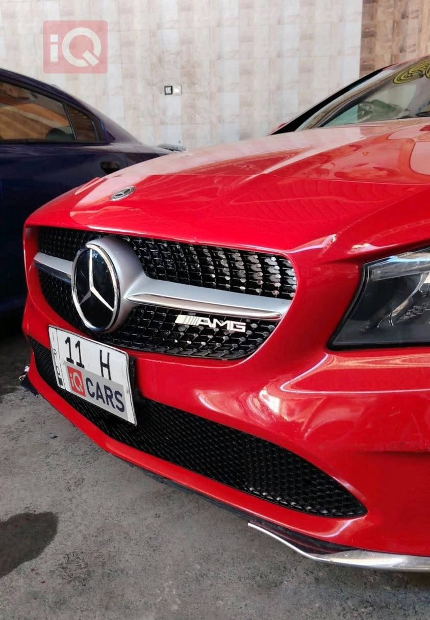 السلام عليكم 🇩🇪🇩🇪🇩🇪
mercedes _ benz 
‏Cla 250  
ارغب حجم بهذا النوع 
موديل 2018 كت AMG 
حجم المحرك ٢٠٠٠ 
يعني ٤ سلندر بانزين توربو 🚀🚀🚀🚀
صور حادث بالمنشور 
 فقط بدون اي ايرباك 
كفاله محرك كير صدر صبغ 
🛑 كتات amg 
🛑 داخل  بيجي مميز رياضي
🛑 وياله amg 
🛑شاشه كبيره 
🛑 اناره داخليه متعدده 
🛑 رادار امامي وجانبي 
🛑 مثبت سرعة cruise
🛑 بصمه 
🛑 اوتو ستوب اوتو هولد
🛑 شفتات سترين  
🛑 اناره داخليه ١٣ لون 
🛑 سستم صوت مميز  harman
🛑 حساسات 
🛑 كشنات هيتر 
🛑 كشنات خزن ميموري 
عداد المسافات  63 الف ميل
سياره بدون اي نقص  صفر عطل يعني ماتحتاج اي مصرف
مكانها  (( بغداد بسمايه )) 
مكينه و كير كله بدون اي عيب سيرفس كامل
و بالعافية على اللي ياخذهه 🙏
السعر ( 180 ورقه ) 
اتصال 
***********
