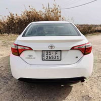 لون ابيض ثلجي سياره حيل حلوه مواصفات  تحكم ستيرن شفتات ويل كب  سبورت ر...