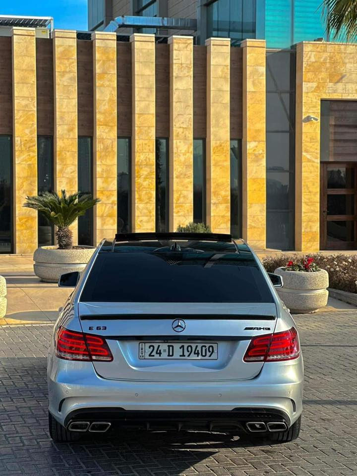 مارسدس E350 2016
رقم دهوك بأسمي
فول الفول
بانوراما
سماعات harmn/kardon 
كشنات جلد وتدفئه +خزن ميموري 
نضام اوتو ستوب
رادار جانبي
تحديد مسار
3 انضمه قياده
شفتات ستيرن
تبريد قطعتين
اناره محيطيه
ستيرن كهرباء
مكينه وكير كفاله
ماشيه 85 الف
حادثه ربع البنيد +جاملغات امامية كلير بدون ايرباك بدون دواخل سيارة عليه ادامة مكان السيارة بغداد الكاضمية 
السعر 225ورقة وبيه مجال للاستفسار. ***********
