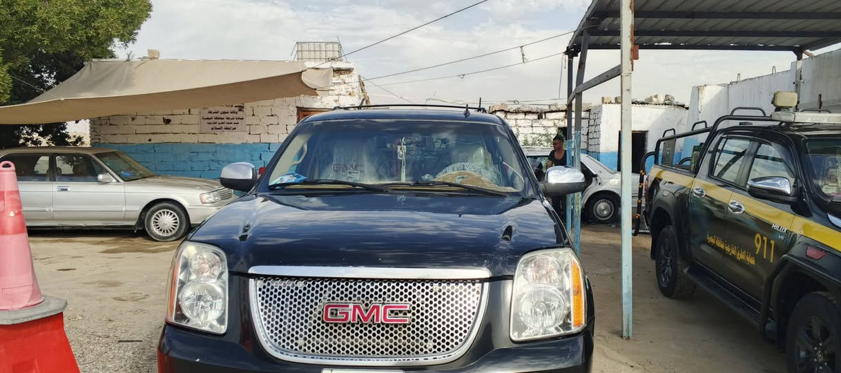 سلام عليكم احبتي الكرام يوكن دينالي مديل11 فول لون اسود حديده جاهزه للتسجيل السعر 85 وبيها مجال قليل وأنا خادم لحضراتكم رقمي 
*********** الزبير, البصرة
