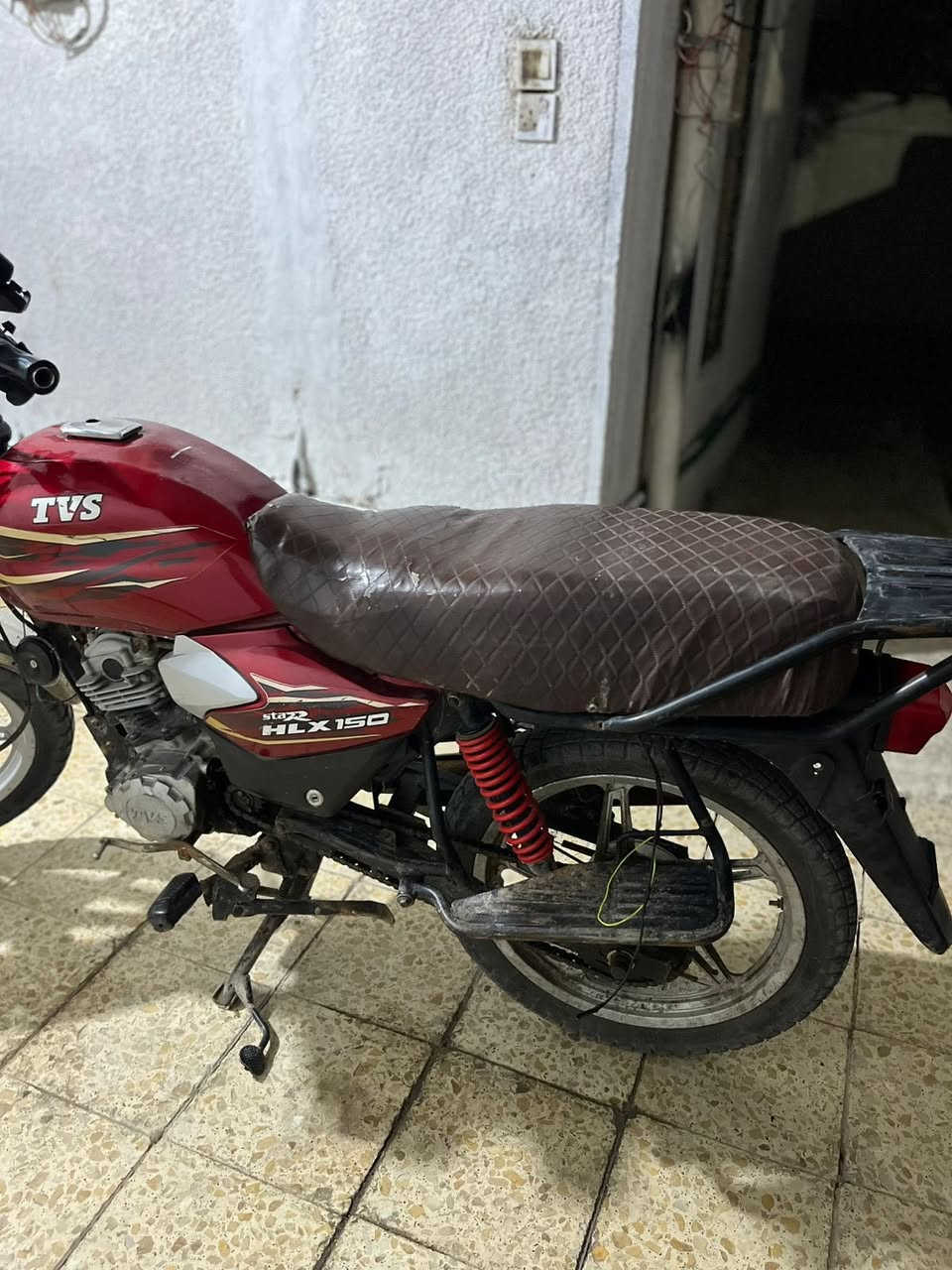 سلام عليكم دراجه للبيع والسعر خاص وهاذه رقمي***********
