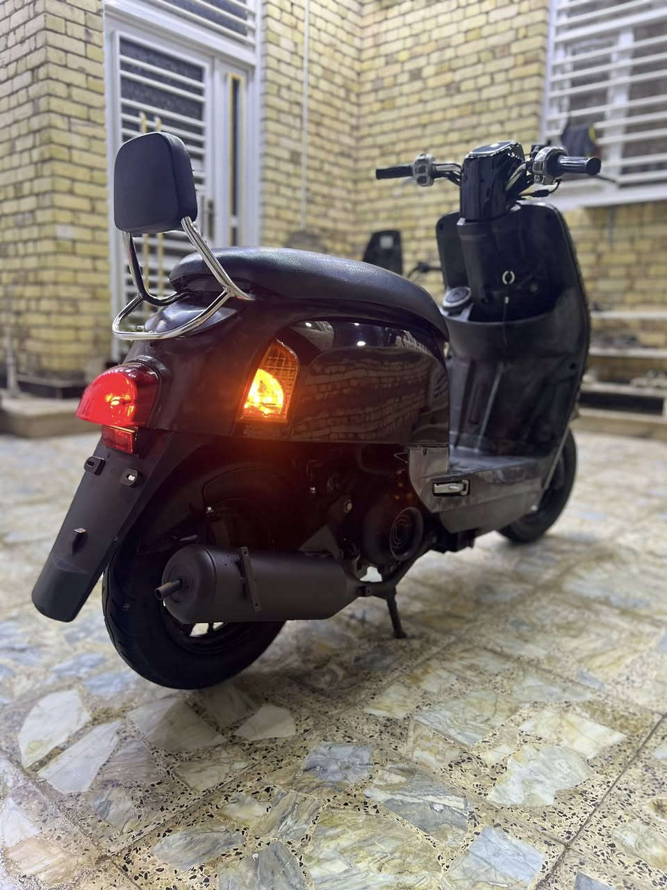 السلام عليكم دراجة بوليس مكينة 49 بلاديية
السعر (750) الف وبيهة مجال حك الجية المو شراي لا يتعبني
***********
