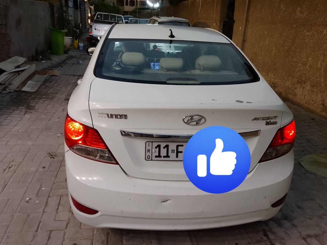 السلام عليكم
اكسنت 2011

سنويه 2030

بغداد تحويل مباشر 

خليجي بلو 

5 تجاوي 

كامره 

شاشه 

نضام ECO

محرك 1600 دوش 

جك كشن 

5 ويل كب 

زنون اصلي 

تبريد و تدفئه 

محرك يخبل ترأي وين ما تريد 

باتري جديد 

صدر جديد 

بيها صبغ بابين وجاملغ اثر شخط 

الدواخل سليمه 

كانها بغداد حي الجهاد 

السعر 87 ورقه 

***********
