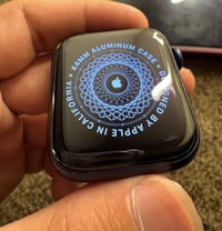 ابل واتش جيل6 • ملحقات كاملة • يحتاج تحديث