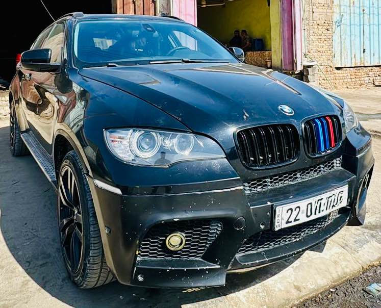 السلام عليكم ورحمة الله وبركاته 

للبيع 

BMW X6 2012
محرك N55
رقم اربيل 
اللون اسود 
 السيارة صبغ عام 
بهه نواقص ويحتاجلهه ترتيب السيارة 
السعر $100 وقابل للتفاوض 
مكان السيارة بغداد  العامرية 

للاستفسار
 *********** بغداد, العراق

