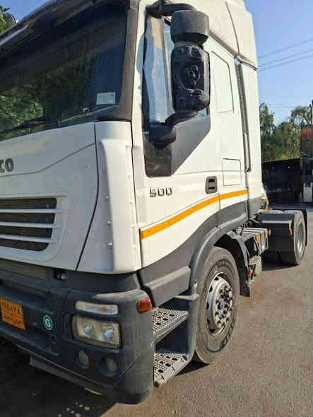 السلام عليكم افيكو ٢٠٠٧ مكينه حجم ٥٠٠ سنويه قلاب رقم واسط تخم تاير باج بطن مامتواجد  ع الماسنجر سعر ٩٥ رقم صاحب السياره *********** العنوان بغداد زعفرانيه
