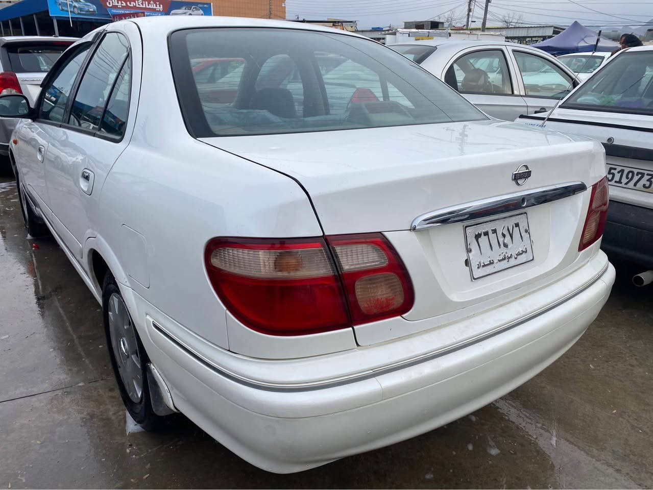 سەنی ئۆتۆماتیک ٢٠٠١ سپی ئارم پلاستیک هەولێر بەشەرت ئارم و ئەوەلیات و خەرامە تایەی تازەیە دوو پارچەی پەمپە بەبێ لێدراوی و هیچ دەعمێک نمونەیە لەجوانی چالو ساردی نیە سەقفو شانی زۆر جوانە مەکینە١٦ پیشو دوای هیجی پیوەنیە تەبرید ساردو گەرم لەسەر سویچ کارەبای بەشەرت تەقەو رەقەی نیە بوخارو دوکەل بەشەرت 
شوێن سلێمانی ٦٨گەلاو مەعامەلە *********** السليمانية, العراق
