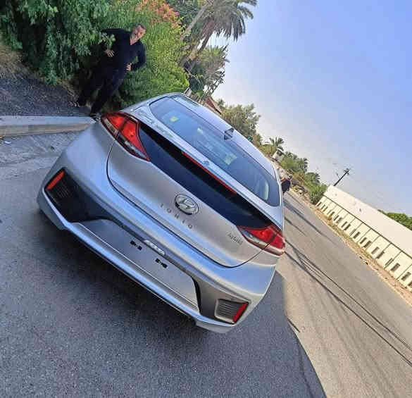 هونداي ايونك 22 هايبرد وارد كوري فول مواصفات بصمه رادارات حساسات اوتو  هولد هاند بربك كهرباء تحديد مسار حادثها بوند وبيها صفحة كلير مرشوشة بس  *********** بغداد
