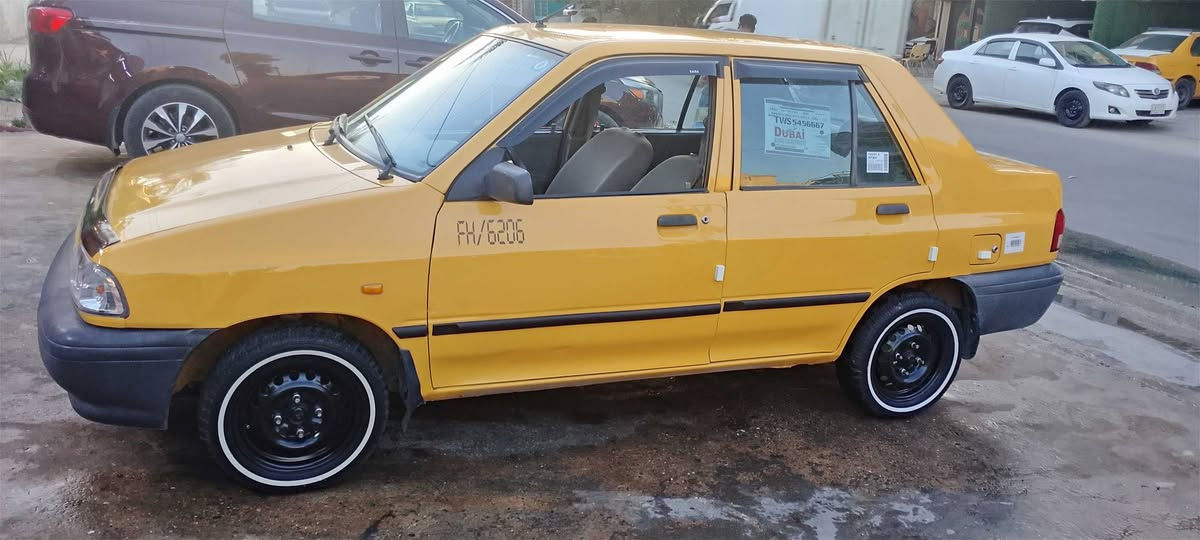 سلام عليكم للبيع سايبه 2015سياره جاهسه كير مكينه كهربايات خير من الله السعر 35 لتصل ***********
