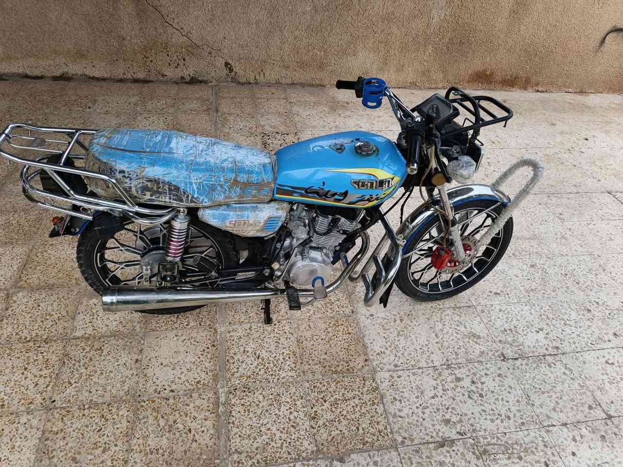 سلام عليكم
دراجه موديل 2024كلها بلاديه وشغاله ونضيفه حيل

السعر ٦٠٠ بيها مجال مجال 

بيها منضومه نشرات متكامله 

***********
محرك 200
