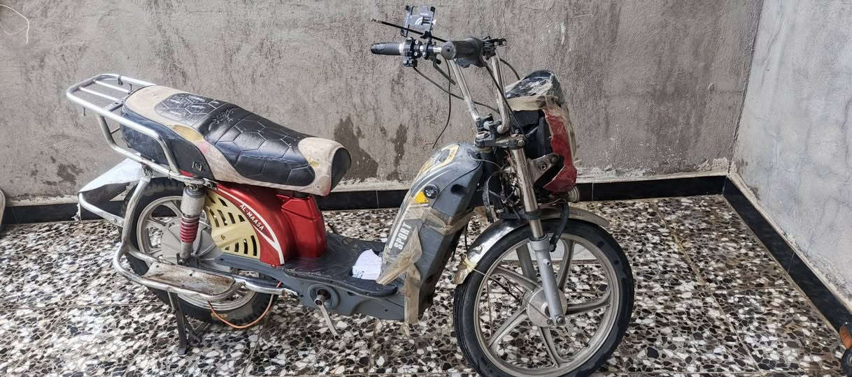 دراجة شحن كوم حديد يرادلهة حساس ملف وبطاريات 5 ثنين منفوخات ويرادلهة عقل 
رقم *********** بي وتساب
