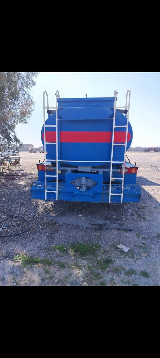 للبيع تنكر اسكانيا جديد جديد حوضية وقود رقم صلاح الدين انكليزي جديد تانكي 10000 لتر مغلون السعر 200$
للاستفسار الاتصال على الرقم ***********
 !!!!!مكلف بالنشر!!!!!
