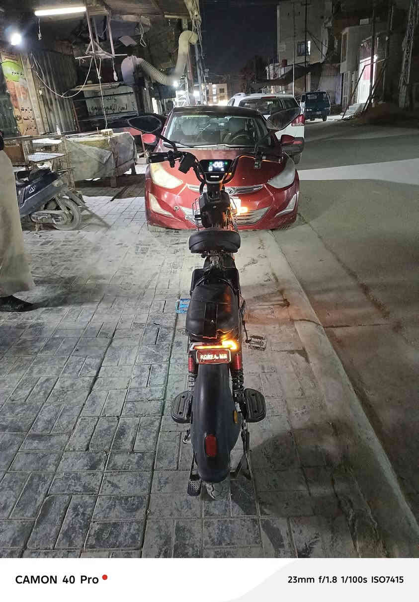 سلام عليكم بايسكل شحن للبيع... الوكيل ياسر كلواز
. 
. 
بيع. او مراوس بدراجة 
. 
. رقم الهاتف. ***********
             . ***********
