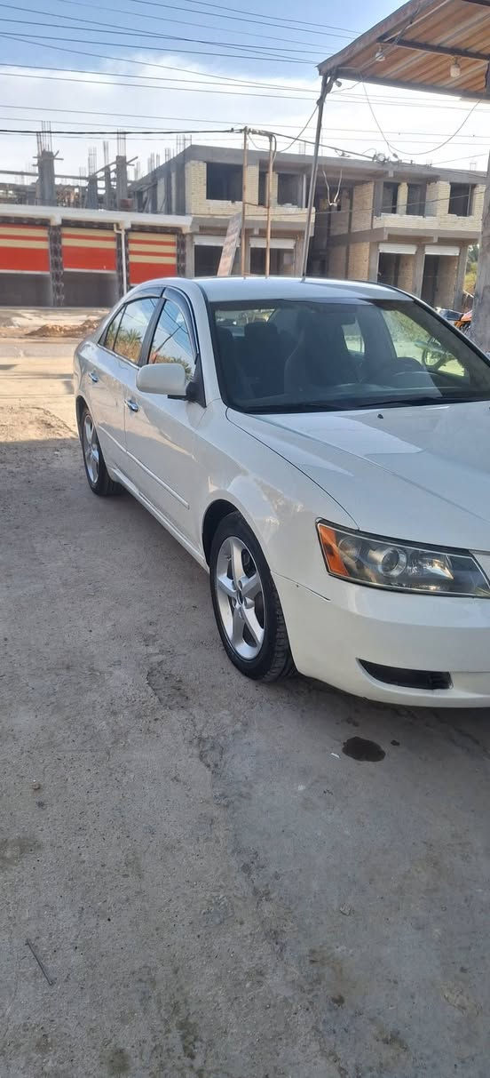 السلام عليكم سوناتا 2008سته بستم رقم بغداد بيه اربع قطع صبغ شرط بدون اي داخل وبدون معجون فقط،صبغ كير ومحرك قبل اشهر قليله من شادينه حاويه حدايه جديده تخم تاير مكان بابل السعر 88وبيه مجال بسيط جدا***********
