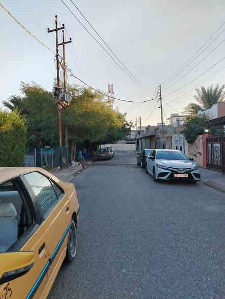 دار للبيــــــــــع على طريق المصرف العقاري
مساحه 200م على حديقه
مقدمه 50مليون
كركوك حي العسكري خلف كاتب عدل الجديد
***********📞
***********📞
*********** 📞
