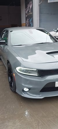 جارجر سمنتي للبيع او مراوس موديل 2017 حادثها 2 جاملغ خلفي للإستفسار 07...