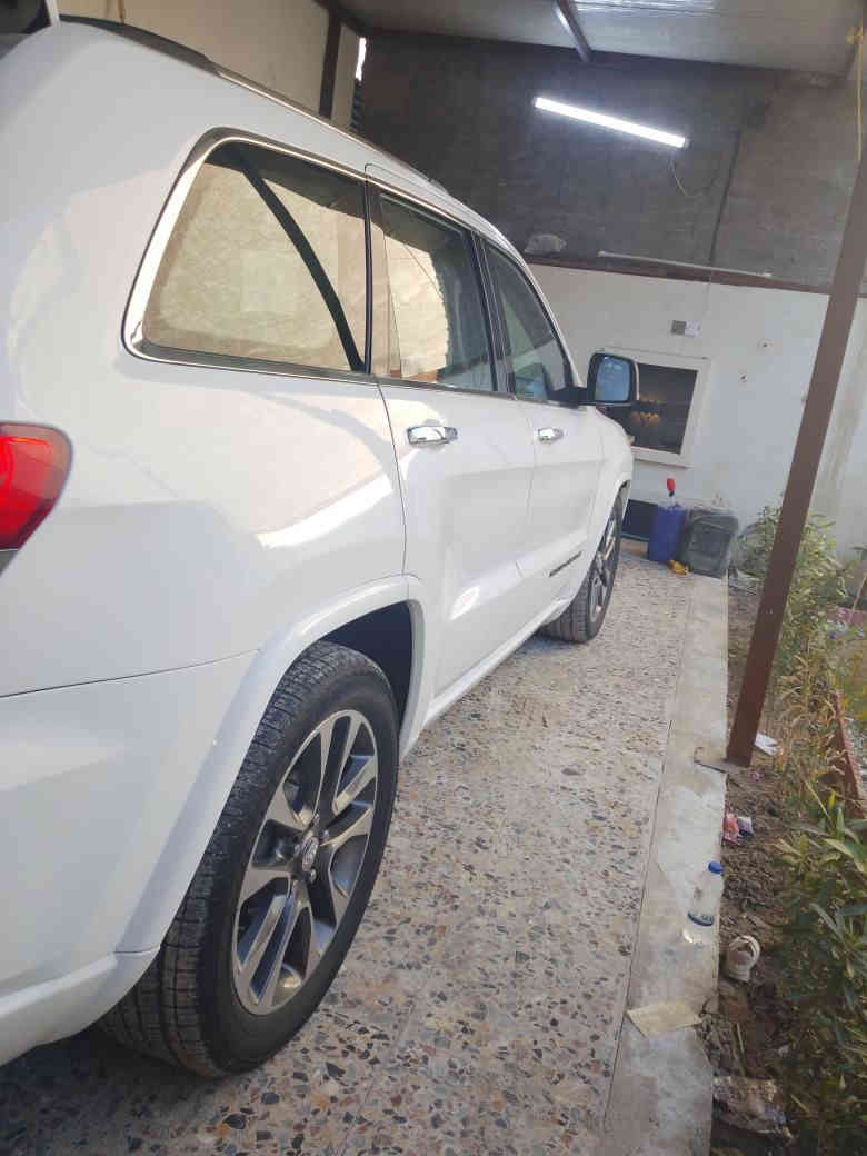 السلام عليكم
للبيع جيب اوفر لاند موديل ١٨
خليجي مكفول كفالة عامة
من الضربة والصبغ والتبديل
فقط رصعات ٢ خفيفة
رقم السيارة سليمانية 
اسكن بغداد البياع
رقم الهاتف ***********
السيارة معروضة ٢٩٠ وبيها مجال مال بيع
