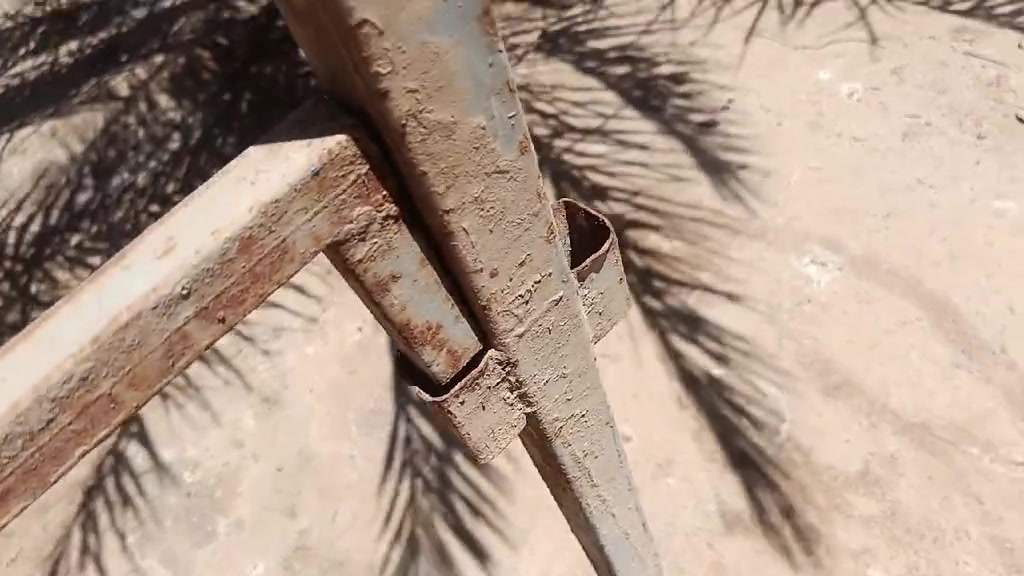 سلام عليكم 
موكب صغير ع شكل مربع فقط هيكل حديد بدون چادر
 قياس 6*3 ارتفاعه 2 وربع
حديد 2 ملم تسكام 
يتفكك وينشال لاي مكان تحب
شراي يتصل على هاذا الرقم وبالخدمة ***********
