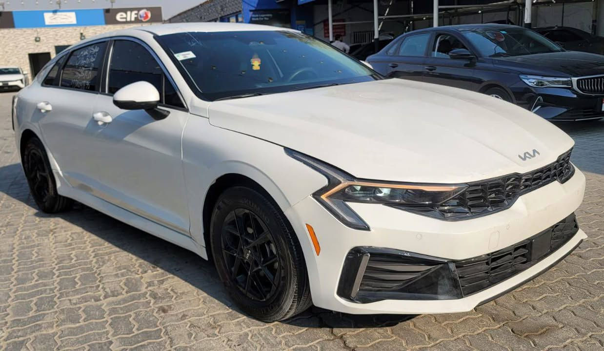 *تم الشحن إلى منفذ سفوان* 
*كيـــــا(K5)(LXS)موديـ2025ـل*
*السعر130💵( مصلحه وجاهــزه)*
للستفسار ***********
https://chat.whatsapp.com/EvzCq3UGLObKkJNEJ1AyPO
