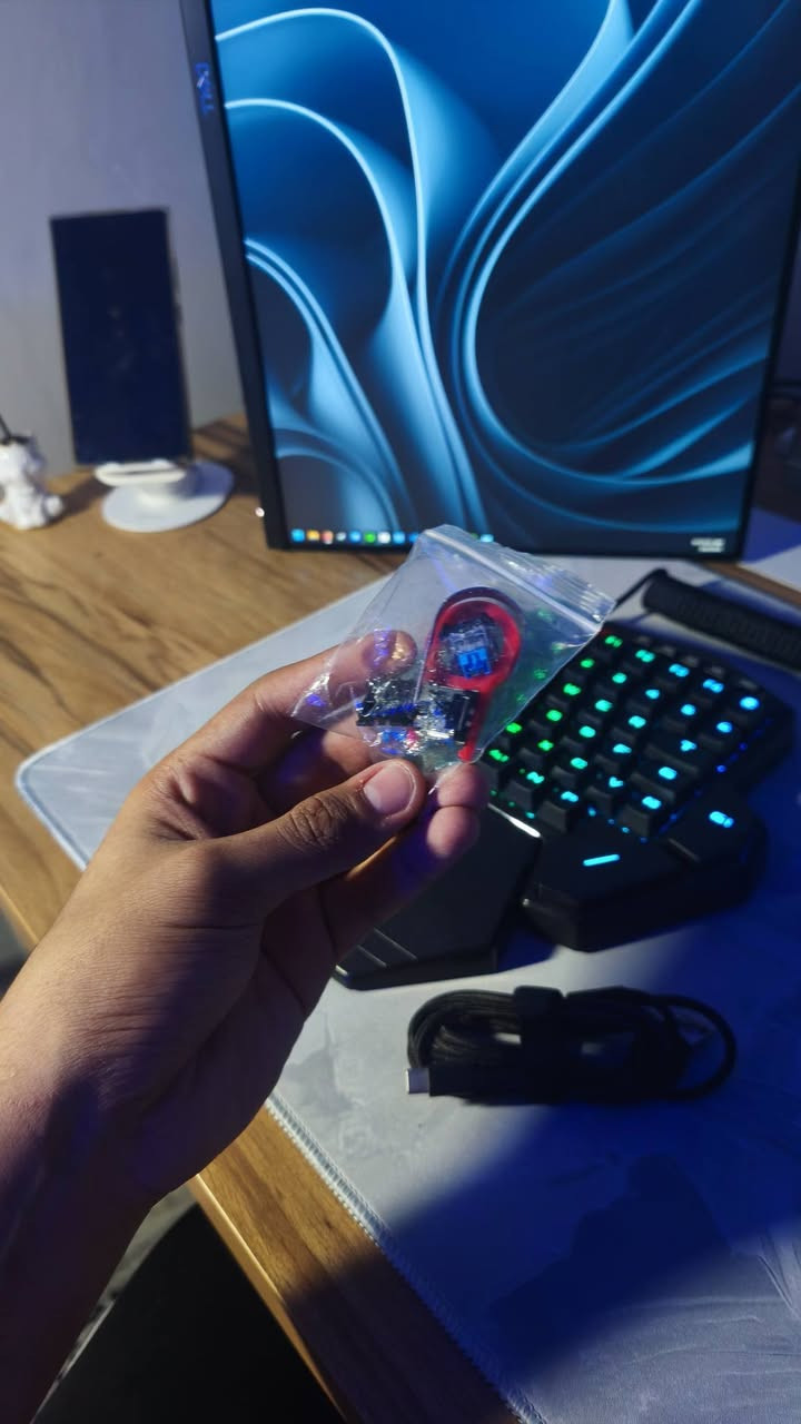 السلام عليكم ورحمه الله وبركاته

كيبورد للبيع redragon diti مستخدم نظافة 💯 وسعر مناسب

راح يجي وياه مسند للكيبورد وكيبورد وكيبل usb type c وبعدين يجيلك 3 سويتجات و اداة مال ازاله كي كابس و سويتج

سعره 30 الف وبيها مجال
مكاني البصرة / الجنينه 

ملاحظة: لا يتوفر توصيل


**إذا كنت صاحب هذا الإعلان وتريد حذفه لأي سبب، رجاءا أرسل رسالة إلى الدعم الفني**