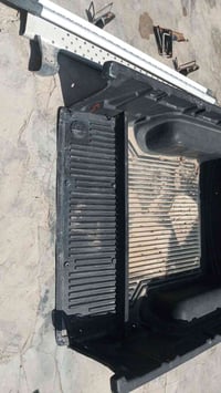 للبيع غلاف بدي نيسان شبوط ، دوسات.    07780335575