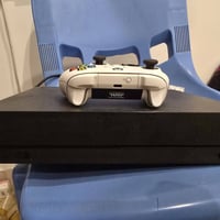 1x نضيف جدا مفتوح لغرض التنضيف فقط  مكفول من اي شي مع جويستك سريس ايضا...