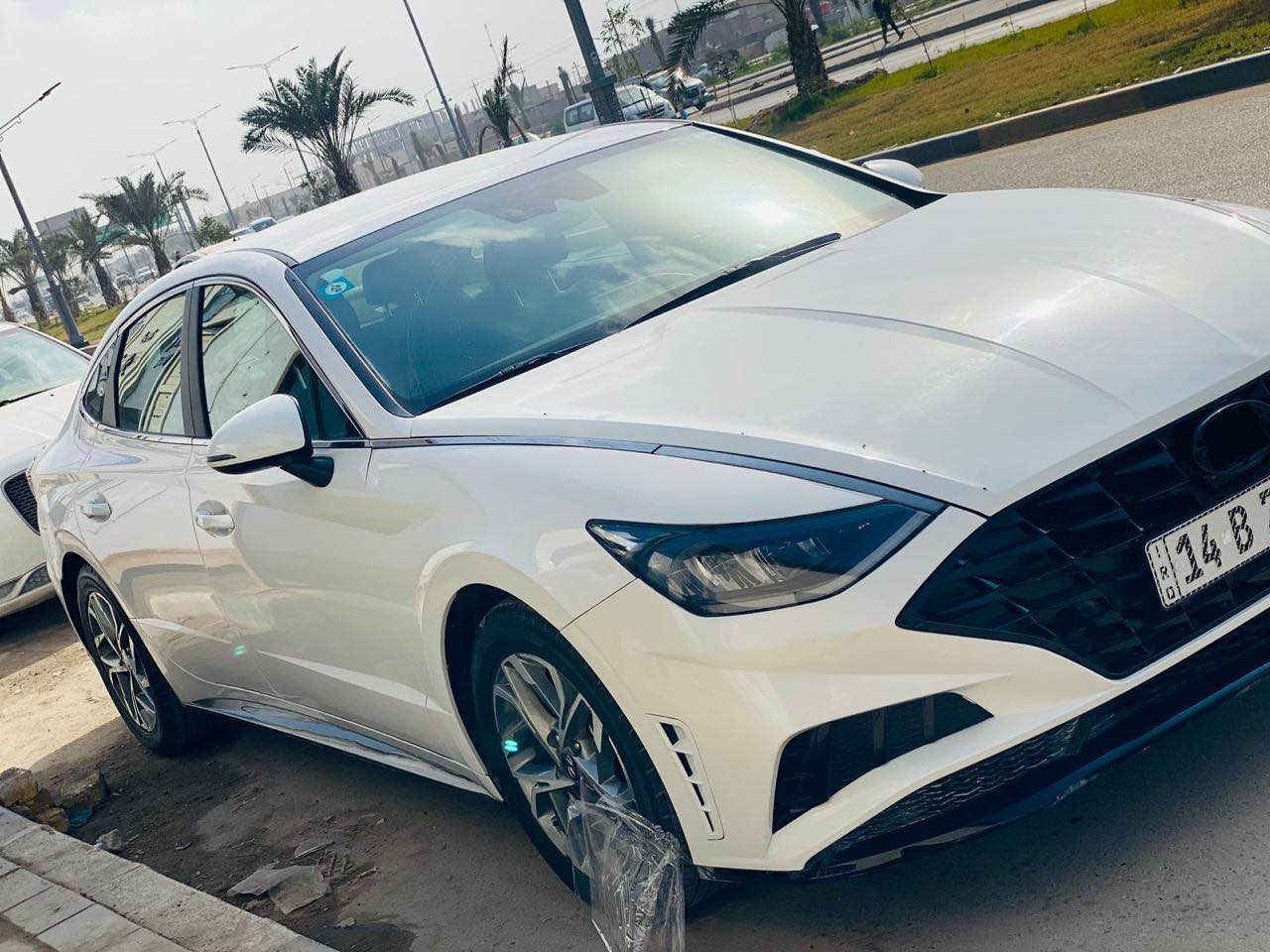 للبيع 🧿
 سوناتا مديل23 وارد امريكي حره مرقمه بااسمي
حادث فقط بنيد بدون دواخل وبدن ايرباك 
صوره الحادث بلمنشور 
السعر 180$ وبيها مجال قليل
العنوان البصره 
☎️*********** البصرة, العراق
