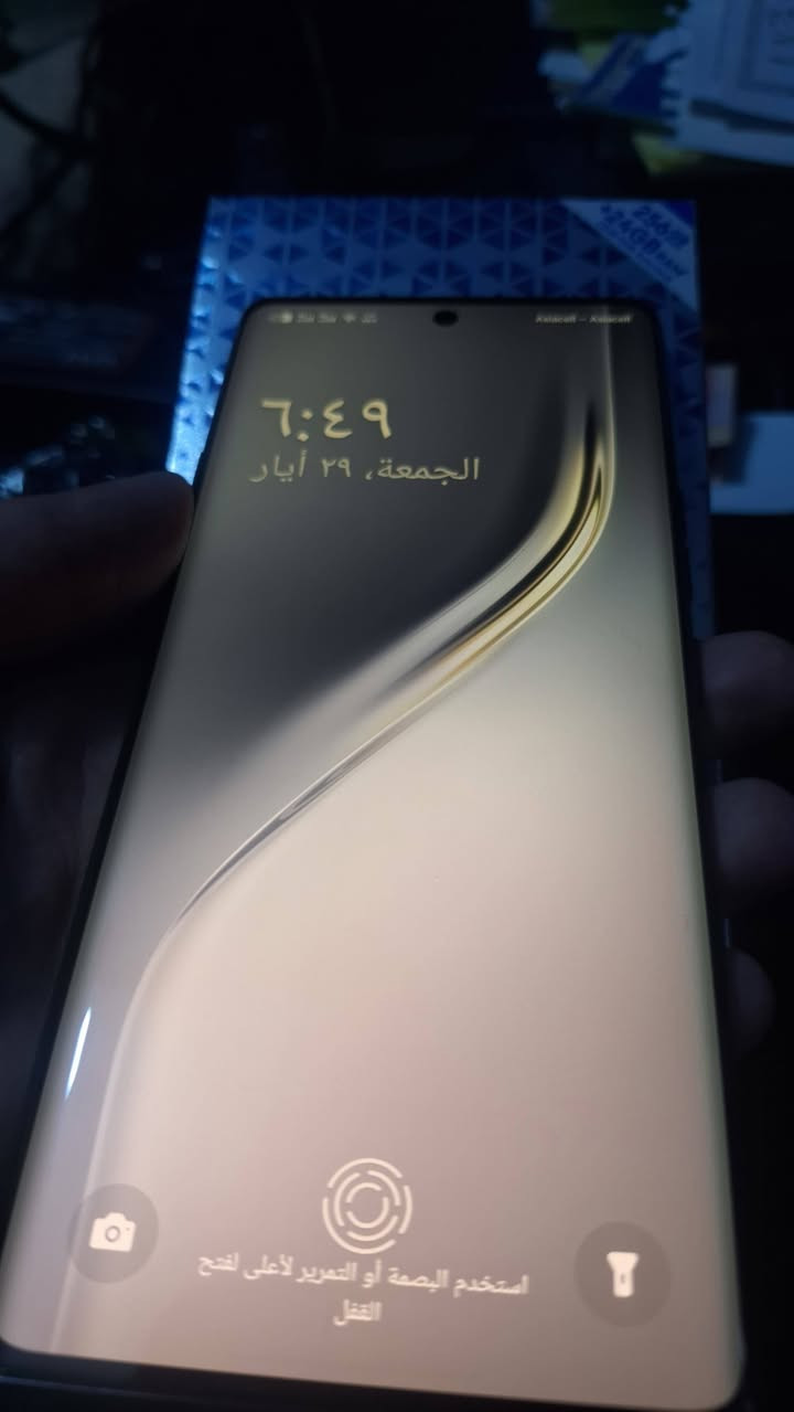 🛑 اعادة النشر بسبب الوعود الكاذبة ( رجاءا مو شراي لاتحجز تره بعد الحجز ماالغي) 
 للبيع تكنو كامون 40pro 5g (فقط بيع) 
ذاكرة 256  12+12 
لون الكلاكسي الأسود المرغوب🔥
شاحنه 45 واط 
استخدام جداً نظيف 
الملحقات كارتون شاحن كيبل 
السعر 330غير قابل للتفاوض (لاتكسر بحلال الناس)متوفر توصيل
🟥تم تخفيض السعر مستعجل


**إذا كنت صاحب هذا الإعلان وتريد حذفه لأي سبب، رجاءا أرسل رسالة إلى الدعم الفني**