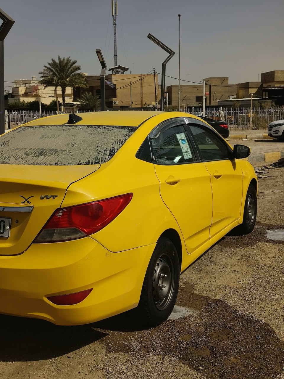 سلام عليكم اكسنت ١٣ لبيع محرك ١٦٠٠ خليجي مابيه ضربه بارد باب سايق جاملغ فقط بارد كير مكينه حداديه ٨٠٪‏  مكان سياره دوانيه ‪***********‬‏ ستفسار
