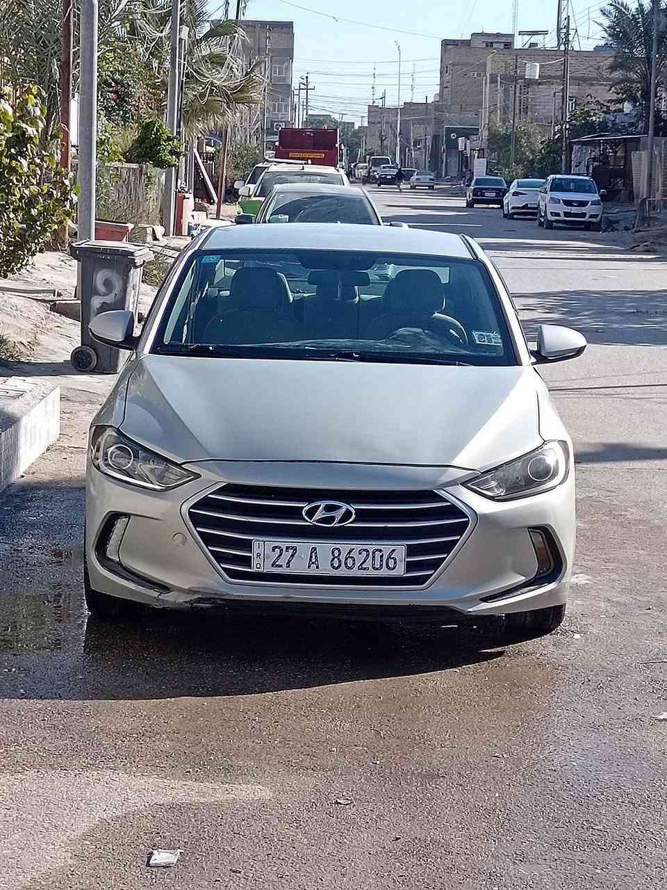 السلام عليكم
سيارة النترا موديل 2017 امريكي
سيارة جديدة دواخل حدادية كله جديد وسيارة نص فول شاشة وبصمة  وخير من الله  بيها كتاب فحص من كر يم حسون وتجي وتشوف بعينك  وسيارة باسمي ثاني يوم نداور  مكان السيارة ناصرية شطرة والاتصال للاستفسار على هذا الرقم *********** سعرها 115 وبيها مجال للشراي
