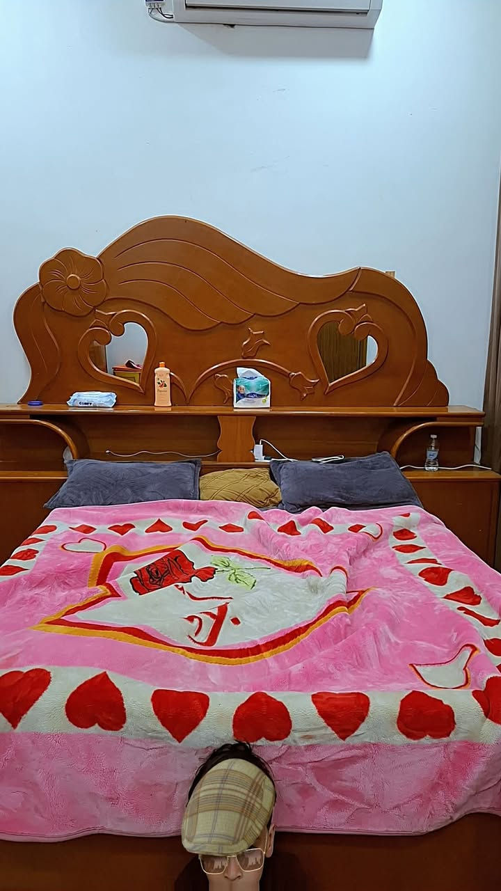 غرفه صاج للبيع مكانه النجف 
حي الأنصار قرب مدرسة الوثبة
السعر ب600 وبي مجال


**إذا كنت صاحب هذا الإعلان وتريد حذفه لأي سبب، رجاءا أرسل رسالة إلى الدعم الفني**