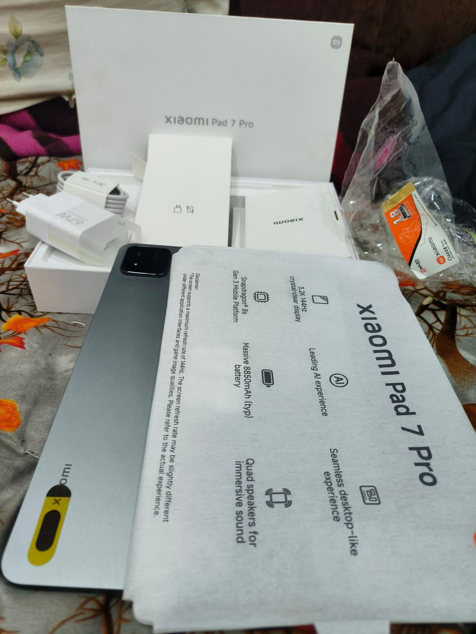 سلام عليكم شومي باد 7 pro استخدام قليل مشحون ٣ مرات ذاكره ٥١٢ العشوائيه ١٢+١٢ وموصفات المعالج سناب دروكون 8s gen3 قويه كلش بل ببجي ٩٠ فريم وبل جتي ١٢٠ 
سعر ٦٥٠ وبي مجال حك الجيه 
مكاني بياع متواجد فيس 
رقمي واتساب ***********
