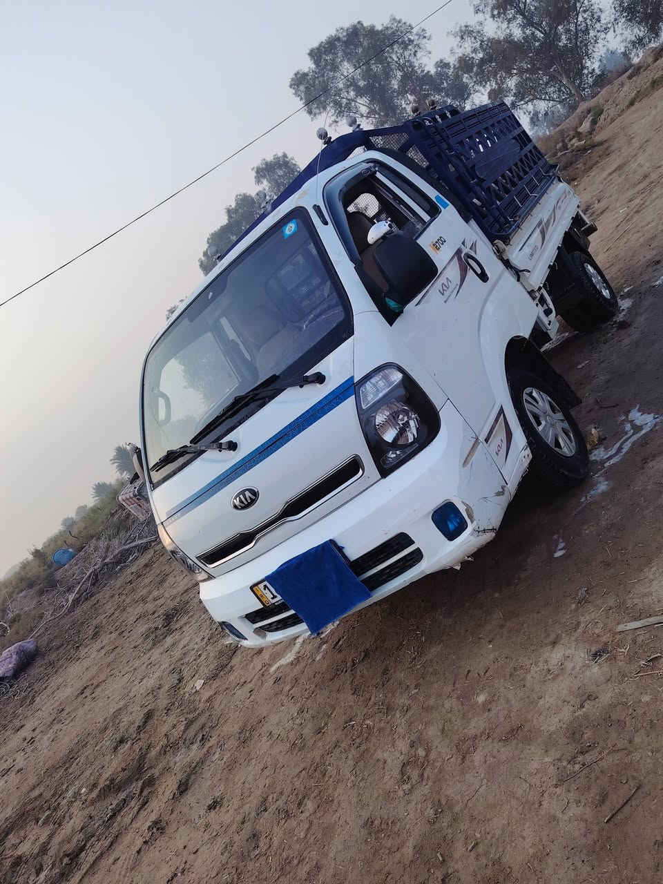 سلام عليكم  كيا للبيع موديل 2016 رقم بابل انجليزي السنويه ل 28 كفاله عام الاستفسارى ***********
