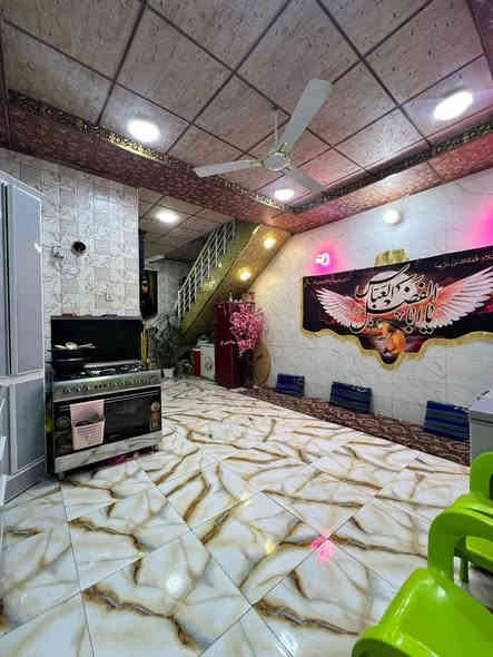 ياالله 

يوجد لدينا بيت للبيع حي ميسان قطاع 23 قريب شارع الجامع مساحه 100متر طابقين يحتوي على غرفه وصاله واستقبال ومطبخ وصحيات والطابق الثاني يحتوي على غرفتين وصاله وصحيات صب كونكريت ارضيه بورسلين جدران سيراميك سقوف سي إن سي شغل جناي درجه اولى السعر المطلوب 127مليون قابل للتفاوض مجال قليل 

للاستفسار والمعلومات الاتصال بنا ع الارقام التاليه 

***********

***********

***********

او مراجعه مكتب ألروان للوساطه العقاريه والمقاولات العامه 

عنوان المكتب حي ميسان ع الشريط قرب صيدليه الشراع 

عندك بيت عرصه للبيع راسلنه وات ساب وتدلل
