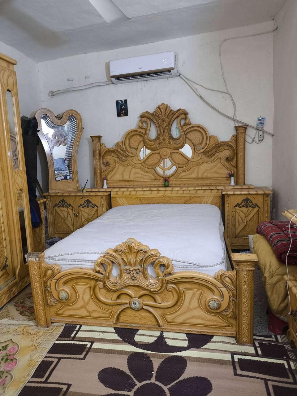 سلام عليكم للبيع غرفه بسعر مناسب عمي هاي للماعده هاي مو مليونين وثلاثه هاي بسعر مناسب للفقير خل يتونس لفقير.
هاذه رقمي وخابر وبيك خير وتدلل//***********//
