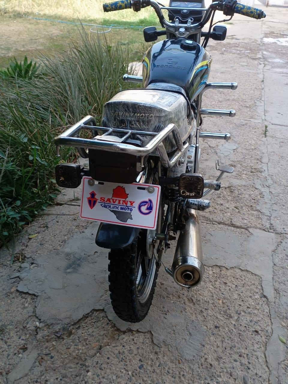 السلام عليكم دراجه ايراني للبيع موديل 2021 كله شغال صلف هندر كهربائيات كله شغال  مكينه فول نعومه مابيهه اي نقص دراجه حيل نضيفه نشاط فول گير ما گير كله فول 
ملاحظه. (الدراجه مگمركه او كامله )
السعر.      575 او بي مجال للشراي 
العنوان.   داخل الرمادي 
رقم الهاتف. ***********
