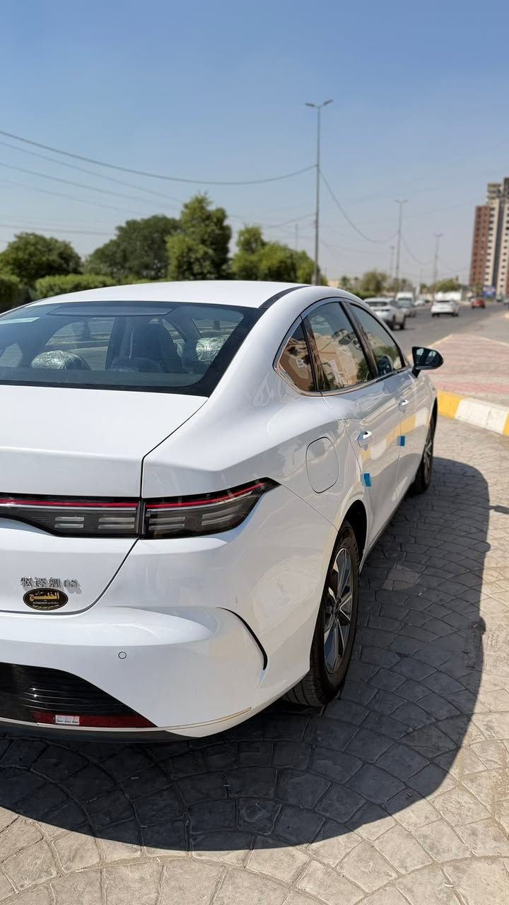 السلام عليكم بي واي دي دستروير 2025 بحالة الزيرو رقم بغداد بأسمي موصفات معروفه سياره كفاله عامه بدون صبغ او بارد او تبديل او رصعات او شخوط العداد الكلي 14 الف سياره بعدهي زيرو 
سياره ع ايدي طلعته زيرو 
السعر 19800 
*********** 
مكاني بغداد قرب تقاطع الدرويش
