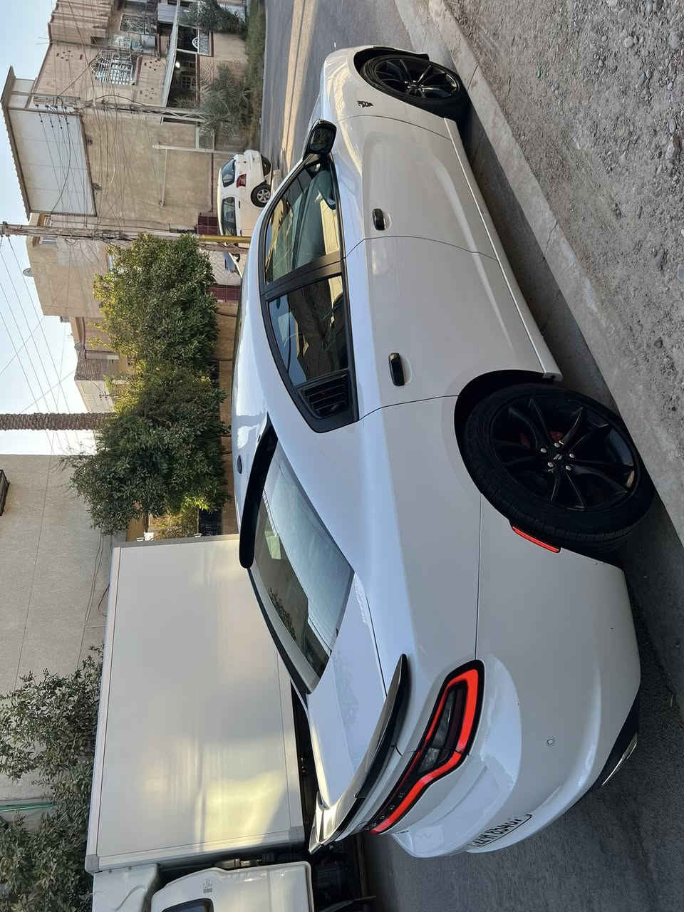 دوج جارجر
2021
وارد امريكي
فول السيارة
فتحه 
كشن ميموري
لايتات زينون ابيض
ستيرن تدفئة 
كشنات تدفئة وتبريد
شاشة جبيرة
تشغيل عن بعد
حساسات
تثبيت سرعة
نظام صوتي
ماشية(90,000)m
السيارة حادثهه جاملغ ايمن ومصلح نفسه +ايرباك ستيرن

مكان السيارة بغداد الغزالية
للأستفسار
***********
