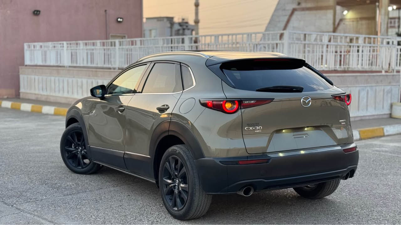 Mazda cx30 Carbon turbo 2024 

سعر ١٤٦$✅

جملغ و باب صبغ بدون دواخل ✅

محرك ٢.٥تيربو 🚀 AWD

اللون كاربون توربو مرغوب 👌

داخل مشمشي 

فتحة سلايت 

مكان: قضاء عقره 

0️⃣7️⃣5️⃣1️⃣8️⃣5️⃣2️⃣2️⃣7️⃣3️⃣6️⃣📞 واتساب اكر, نينوى
