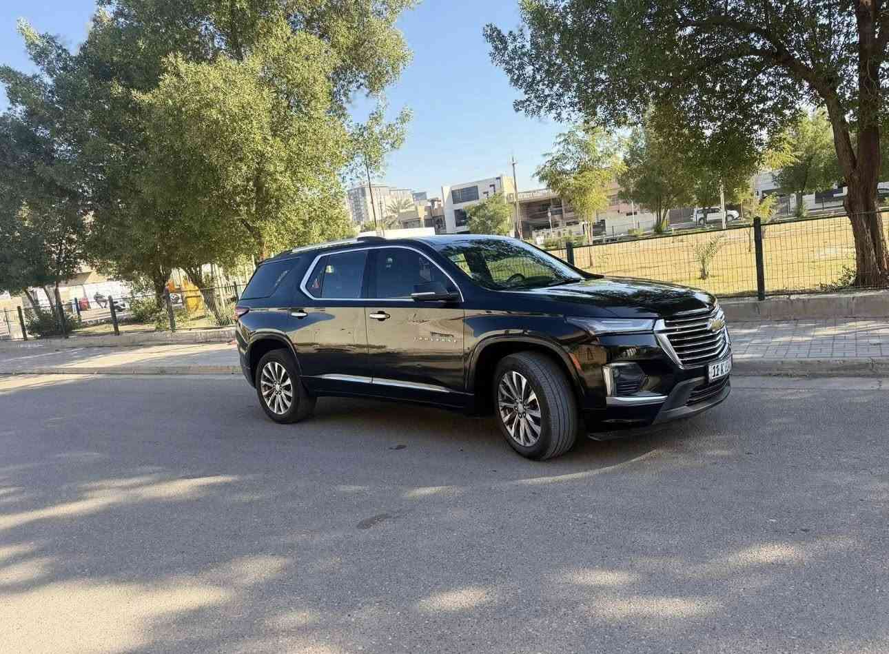 شوفرليه ترافيرس موديل 2023 (بريمير) يعني فول السيارة واحد على واحد ضربتها خفيفيه حيل بالجنطه ومبدلة بوحدة بلادية بدون دواخل بدون ايرباك بجم بلاد شركه ممشى السيارة 60 مايل مرقم بغداد بأسمي رقم وسنوية جدد مكان السيارة بالبصرة / المدينة الرياضية السيارة خير من الله مناقصها اي شي جديدة بمعنى الكلمة للتواصل *********** السعر 276 وبيها مجال
