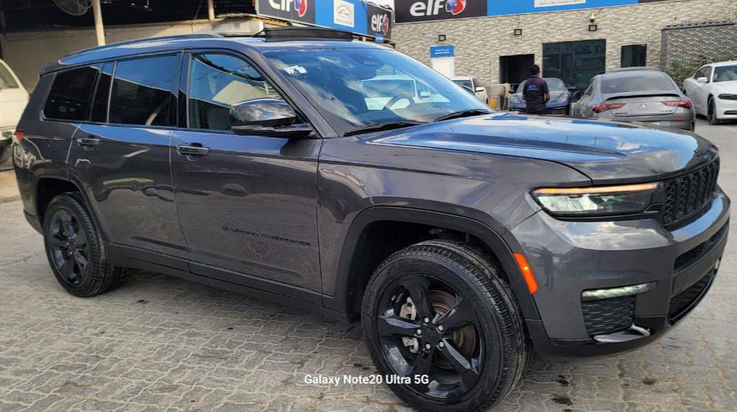 ﷽
*تم شحن أخر سياره لعام2025*

نستقبل وإياكم عام2026 متمني لكم  
 كادر شركة الباشا  تحقيق الاماني 
ودوام الصحه والنجاح المستمر 

*كل عام وانتم بالف خير*

*جيب كراندشيروكي موديـ2024ـل*
*السعر247$فل صبغ قطعتين فقط*
__________________________
🚘 كفالة: (🔧 كير – ⚙️ محرك – ❄️ تبريد – ⚠️ حادث مسبق شرط الفحص) 
______________________________
🏢 يوجد لدينا مكاتب في جميع المحافظات لغرض المكاتبة مكاتبنا ضمن المحافظات الآتية: بغداد_ كربلاء _بصرة _حلة _ناصرية _عمارة
______________________________
📞 اتصال أو واتساب:
👤علي ناصر 
📱***********
👤 أبو أسد
📱 ***********

---
رابط كروب الواتس اب مزاد امريكا (مزاد 🇱🇷)
https://chat.whatsapp.com/KAoWEws6Rer6AtjM59D2FA
______________________________
🔗 رابط كروب الواتساب – نشر يومي لجميع أنواع السيارات (الإمارات) 🇦🇪:
https://chat.whatsapp.com/G6Loe2hW2XeI5QWDgcjXqc
