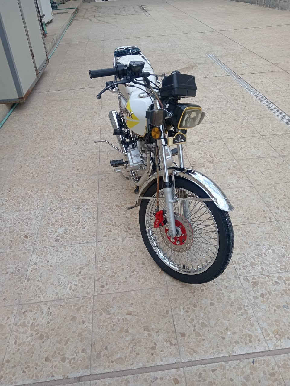 اربع كير تايكر امرقم بسمي للبيع 
جاهزه من كلشي أب مليون اوبيهه مجال
***********
