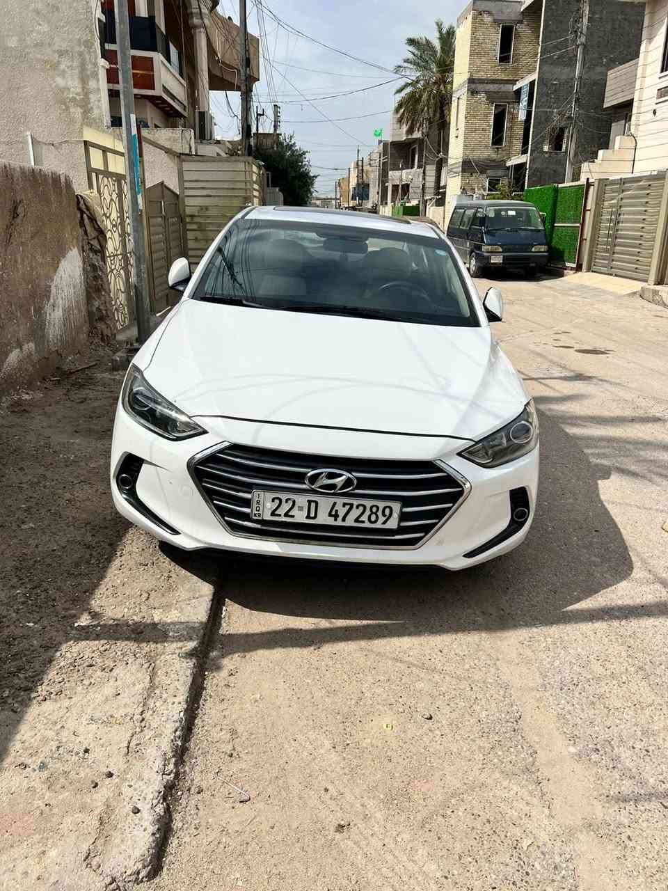 السلام عليكم 
من رخصة الادمن
النترا 2018 خليجي رقم اربيل دولي شرط التحويل 
سلايد خساس خلفي تحكم ستيرن شاشه كامره محرك كير مكفولات باتري جديد صدر جديد تخم تابر جديد سياره جاهزه على اخر حبه بيه باب خلف الصدر مبدله وربع الجاملغ صبغ وبيه بل بنيد على تصليح على كد فلس موضح بل صوره قبل التصليح 
السعر 14500$وبيه مجال بسيط مكان السياره بغداد حي الرساله الثانيه
تليفون ***********
