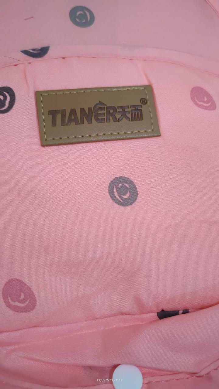 حاملة أطفال بأحزمة سميكة، توفر دعماً متوازناً للحمل من الأمام والخلف، وتتجنب إجهاد عضلات البطن.
متوفر توصيل لكافة المحافظات


**إذا كنت صاحب هذا الإعلان وتريد حذفه لأي سبب، رجاءا أرسل رسالة إلى الدعم الفني**