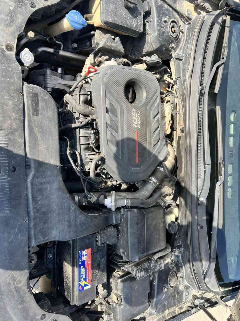 سوناتا 2015 سـبورت فول 1/1 وارد امريكي
صور  الحادث مرفق مع المنشور 
رقم بغداد 
فتحة سقف بانوراما 
ماشيه:71 الف ميل 
تحديد مسار
اتو هولد 
مثبت سرعه
سايد بريك دكمه
بصمة تشغيل
بصمة ابواب
بصمة جنطة فتح تلقائي 
شاشة كبيرة كار بلي
كامرة خلفية 
كشنات جلد اسود
كشنات كهربائية
كشنات خزن ميموري 
 كشنات امامية تبريد تدفئة
كشنات خلفي تدفئة 
بردات خلفيه بالابواب
رادار جانبي بالمري
اشاره ليد جوانب
انارة ترحيب عند الاقتراب
محرك 2000 تيربو GDi 
تحكم استيرن
شفتات استيرن
ثلاث انظمة قيادة
نظام ايكو ( اقتصاد بانزين )
نظام سبورت ( وضع رياضي )
نظام نورمل ( عادي )
مانع انزلاق
سستم صوت انفنتي
 تاير نظيفات
وباقي المواصفات معروفه 
مكان السيارة بغداد حي الجهاد
السعر 125   
بحاجه الى تبديل دبلات وفتح التيربو وبوليش ودوشمه 
للاستفسار 
***********
